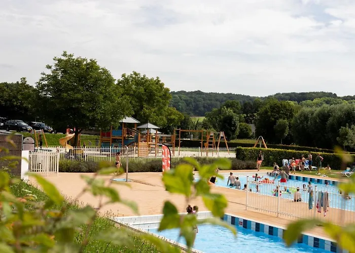 Vakantiewoning Osebos بيت للعطل