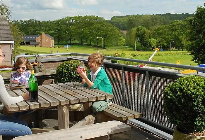 بيت للعطل Vakantiewoning Osebos